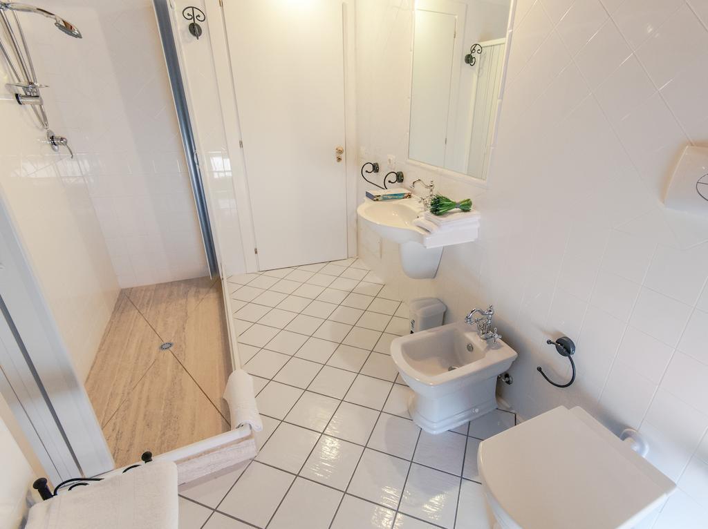 Palazzo Dogana Rooms Агрополи Номер фото