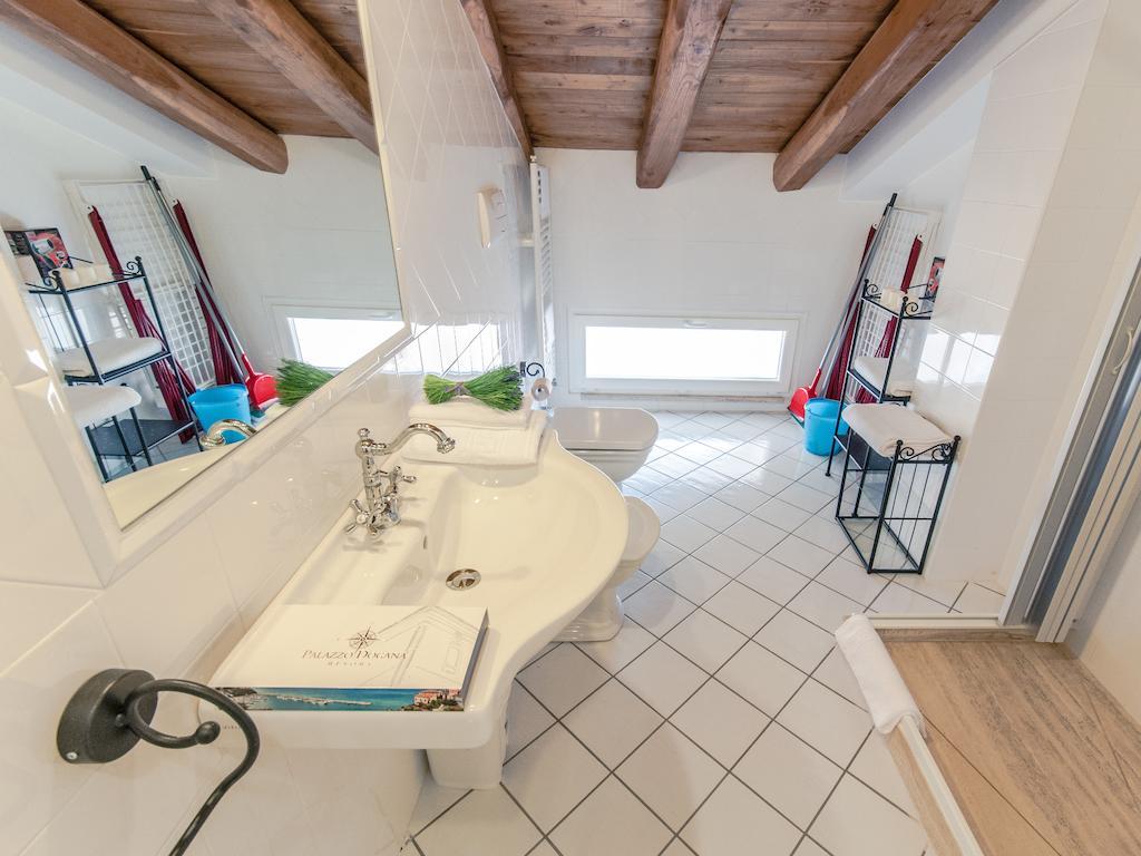 Palazzo Dogana Rooms Агрополи Номер фото