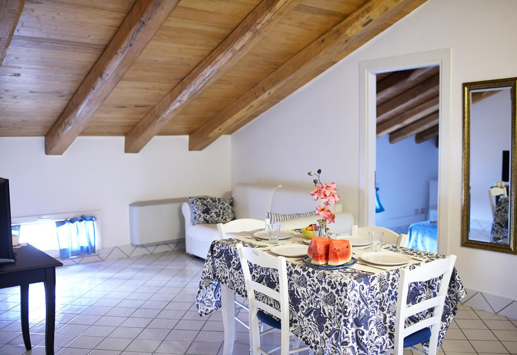 Palazzo Dogana Rooms Агрополи Номер фото