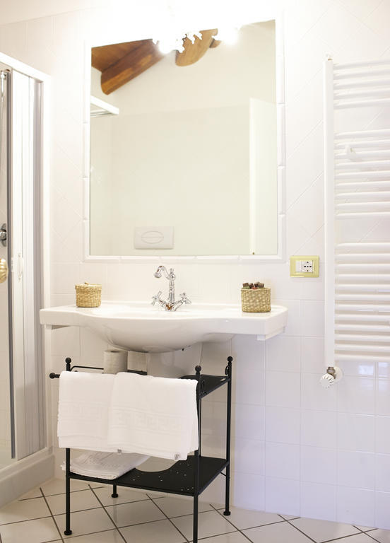 Palazzo Dogana Rooms Агрополи Номер фото