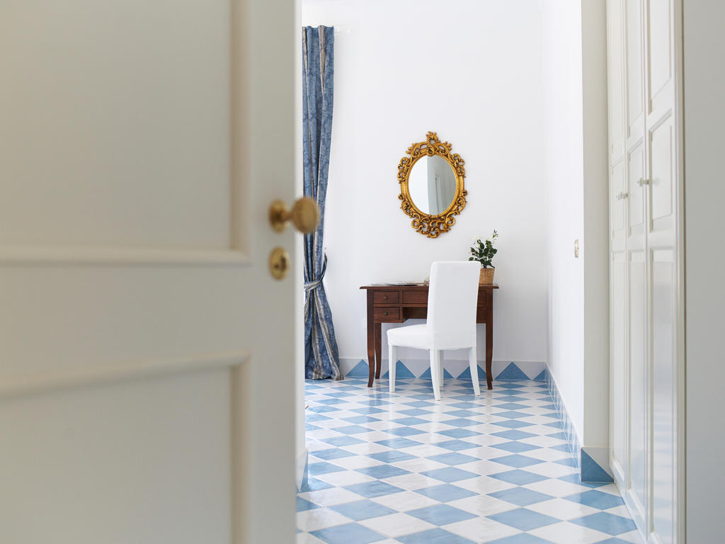 Palazzo Dogana Rooms Агрополи Номер фото