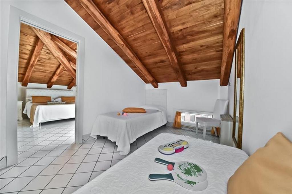 Palazzo Dogana Rooms Агрополи Экстерьер фото